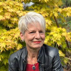 Profile photo of Monique Rom